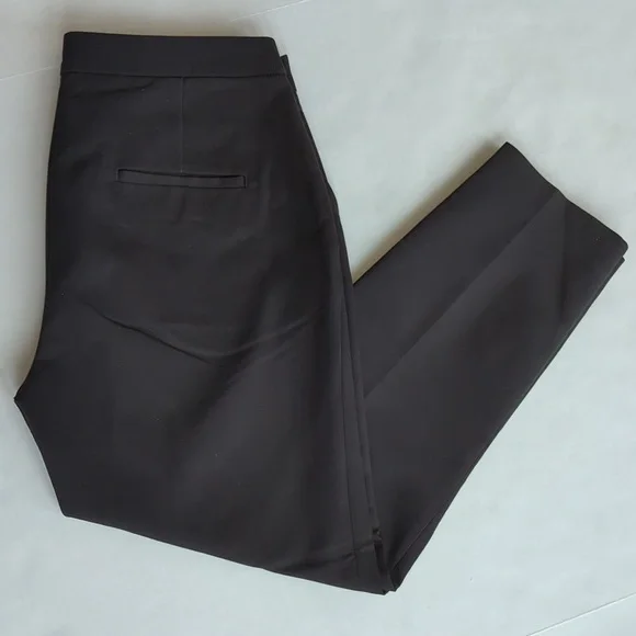 H & M Black Career Ankle Dress Pants 8 Black H & M Black Career Ankle Dress Pants 8 Black